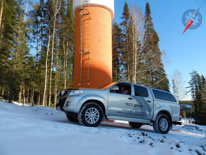 Колесная база автомобиля – 3085 мм. Это не только большой плюс при езде по трассе, но существенный минус с точки зрения геометрической проходимости