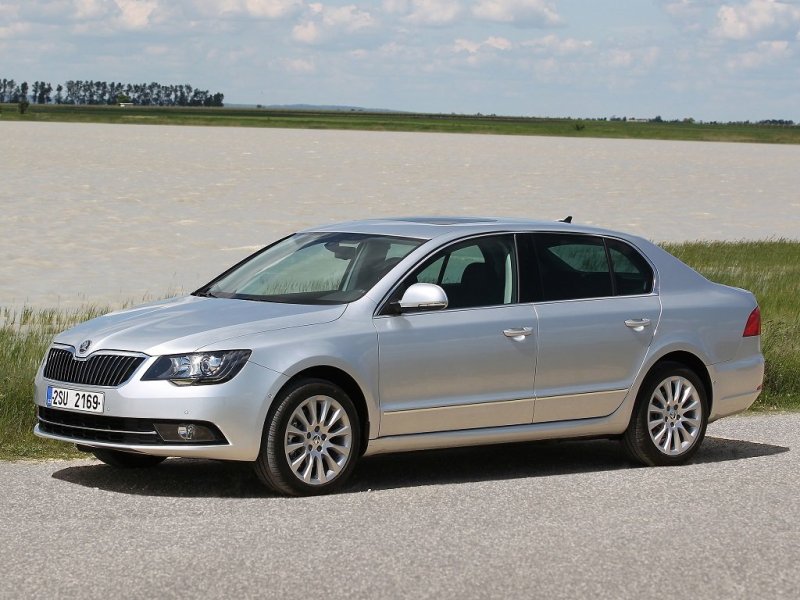 Skoda Superb 2013
