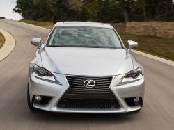 Lexus IS 2013: Третье пришествие