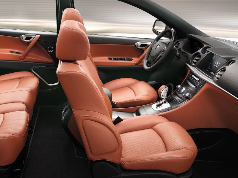 Переход от центральной консоли к центральному тоннелю интересен