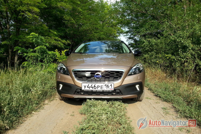 Дорожный просвет невелик — всего 145 мм