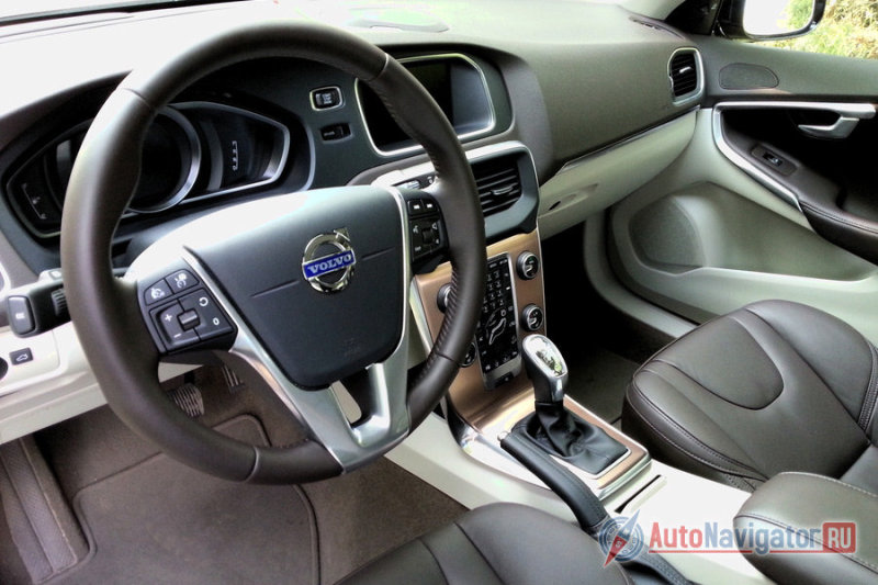 «Рабочее место» водителя очень эргономично