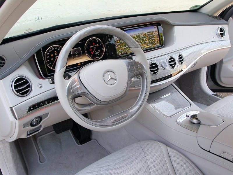Mercedes-Benz S-Class W222