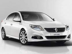 Рестайлинговый седан Renault Latitude к премьере готов