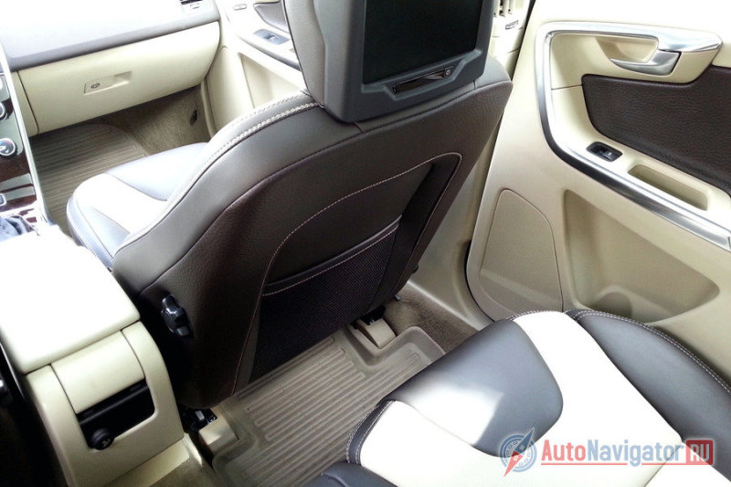 Места для ног хватит человеку практически любой комплекции