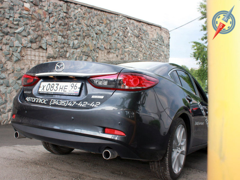 Сзади же грустный смайлик