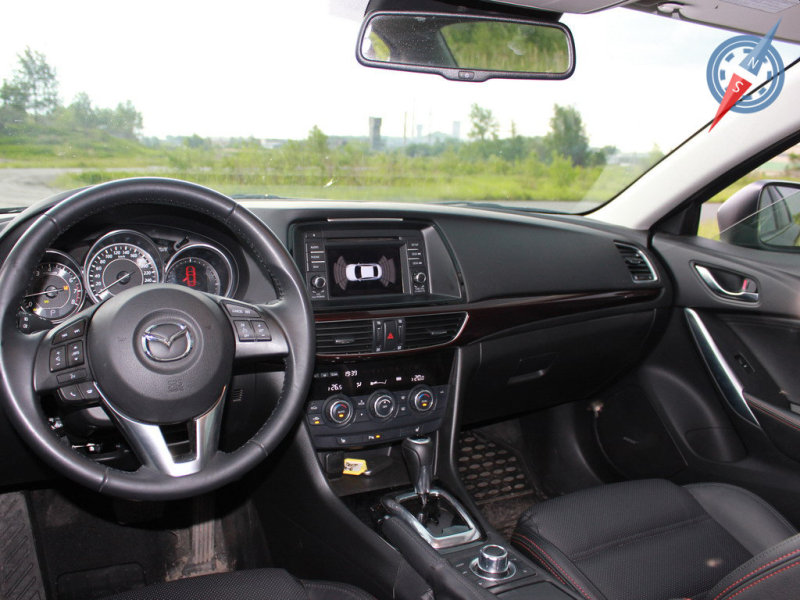 Эргономика водительского места, по-немецки продуманная, почти эталонная