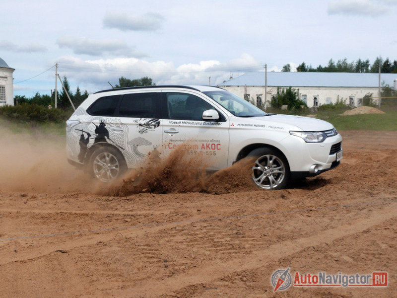 Муфта и CVT не разделили красоту фотосъемки, обозначив свою точку зрения на проблему запахом жженых фрикционов