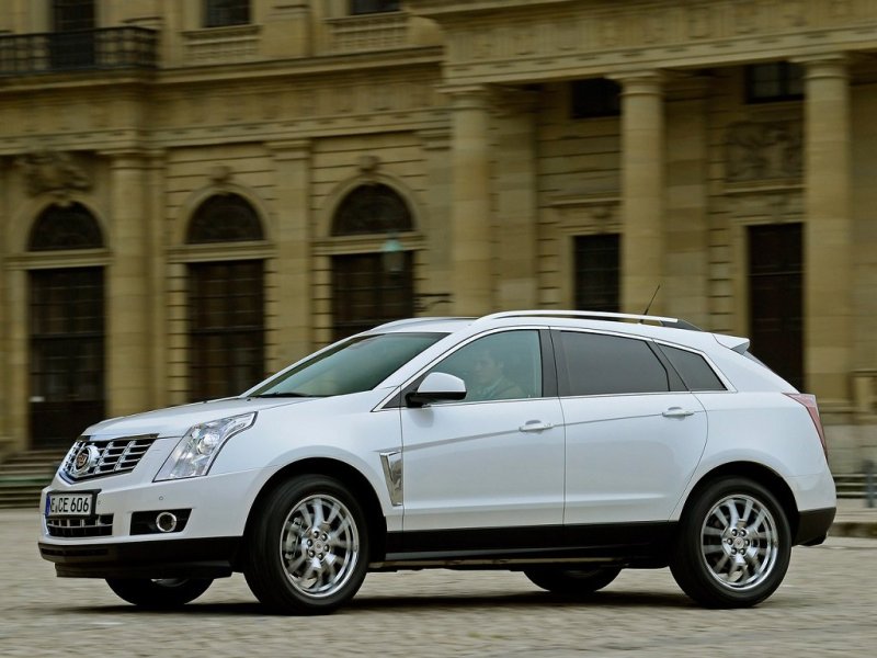 Главная экстерьерная доработка - изменившаяся радиаторная решетка