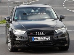 «Горячий» хэтч Audi RS3 Sportback замечен на тестах