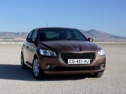 Седан Peugeot 301 получил автоматическую КПП