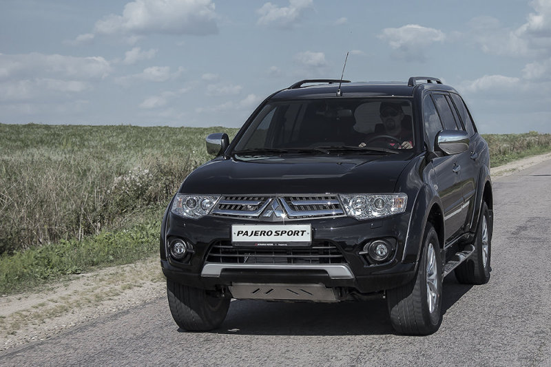 Mitsubishi Pajero Sport 2013