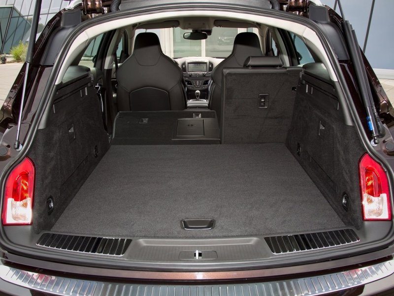 Opel Insignia Sports Tourer 2013