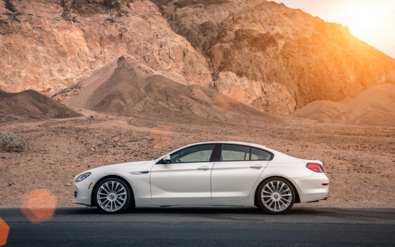 Гармоничные пропорции, плавные очертания под невысокой линией крыши