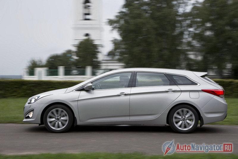 Мастерство европейских доводчиков шасси читается в генотипе автомобиля. Баланс между комфортом и управляемостью выверен с расчетом на качественный асфальт