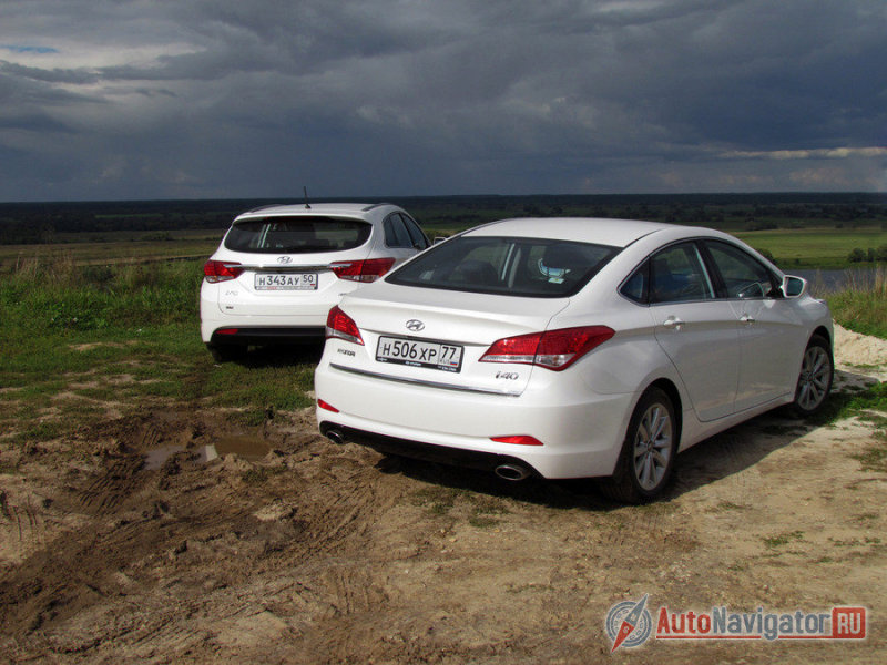 На фотосъемку в селе Константиново удалось «урвать» сразу две машины: i40 седан и i40 Wagon