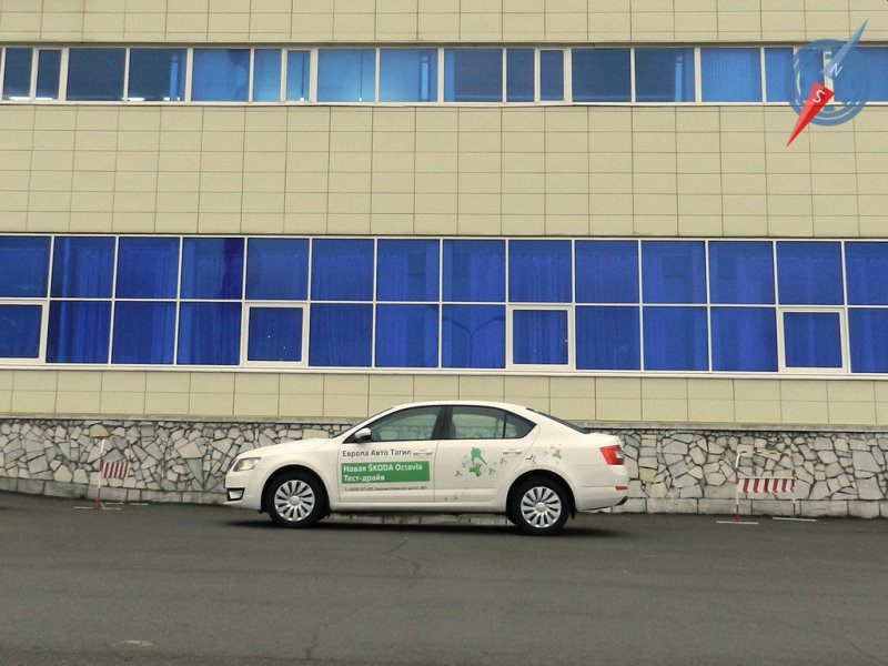 Разросшиеся колесная база и длина автомобиля обещают новые возможности для любителей вместительных седанов