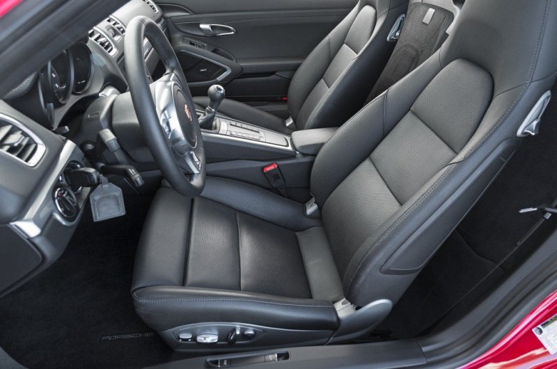 Интерьер оставляет впечатление «премиального» класса