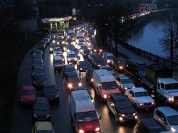ГИБДД предупреждает о новогодних пробках