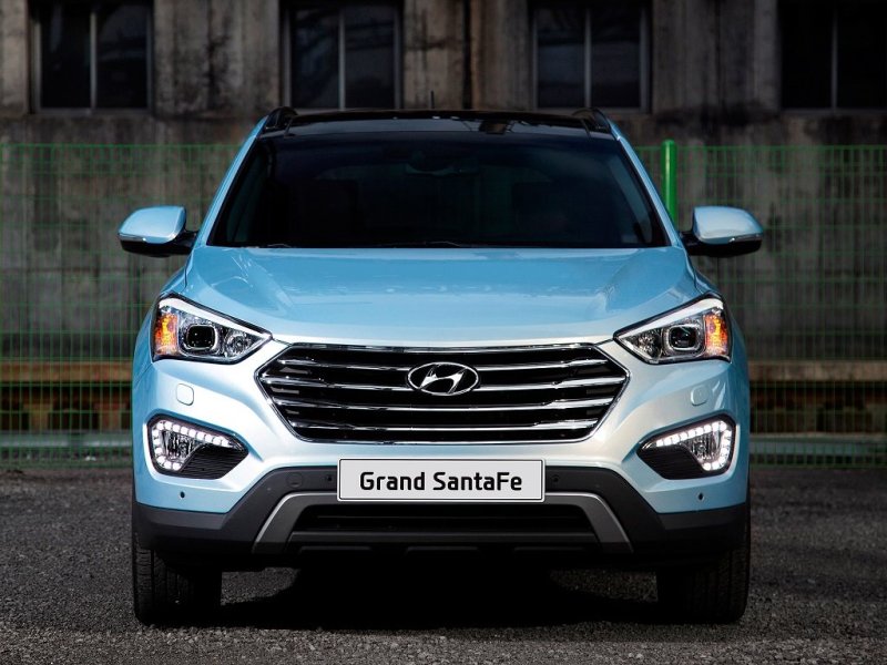 Hyundai Grand Santa Fe