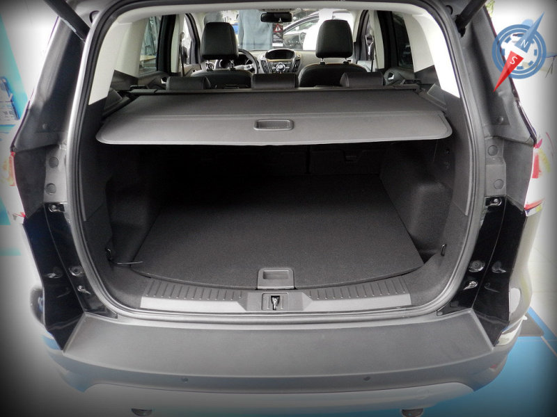 Багажное отделение за счет увеличившейся колесной базы стало просторнее, но вместимость, по-прежнему, не рекордная