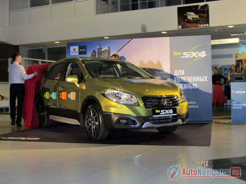 Первое знакомство с новым SX4 состоялось у регионального дилера