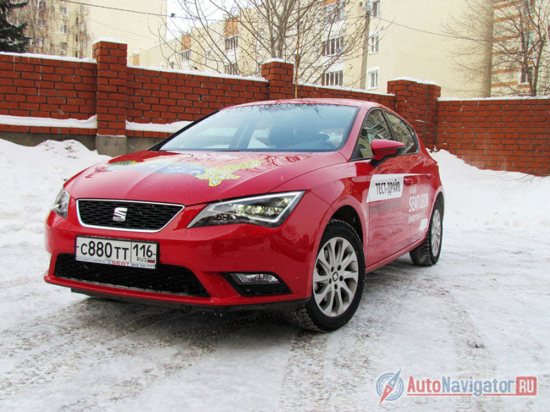 В общем и целом, облик машины снаружи воспринимается цельно и слажено