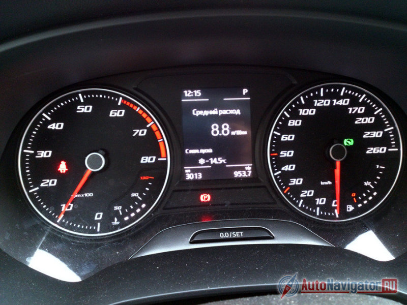 Экономичность воодушевляющая: зимой в городе при нормальной езде получается меньше 9 литров на 100 км
