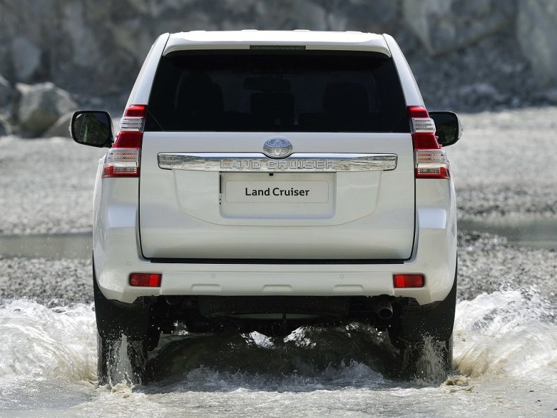 Toyota Land Cruiser 2013