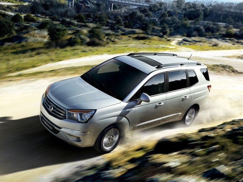 SsangYong Stavic II