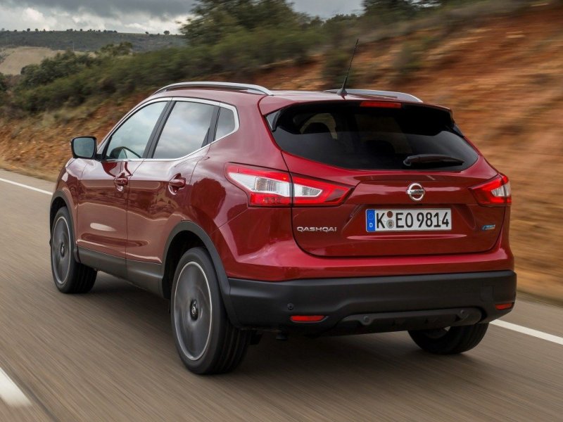 Новый Qashqai хорошо смотрится не только спереди, но и с «кормы»