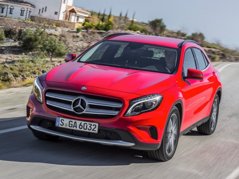 Mercedes-Benz GLA: Мал, да удал!