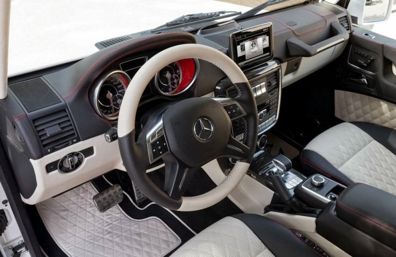 Модель G 63 AMG 6x6 предлагает эксклюзивный интерьер