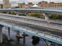 Более 70 км дорог построят в Москве до конца года