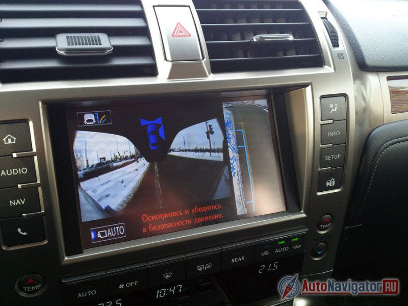 Множество камер берут разные ракурсы