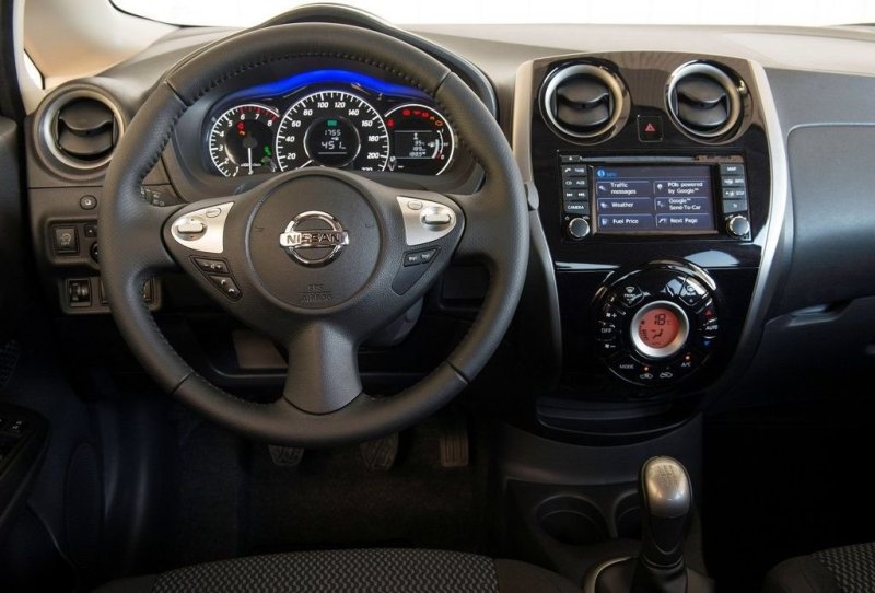 Note II также оборудован усовершенствованной навигационной системой Nissan Connect, системой беспроводной связи Bluetooth и аудиосистемой