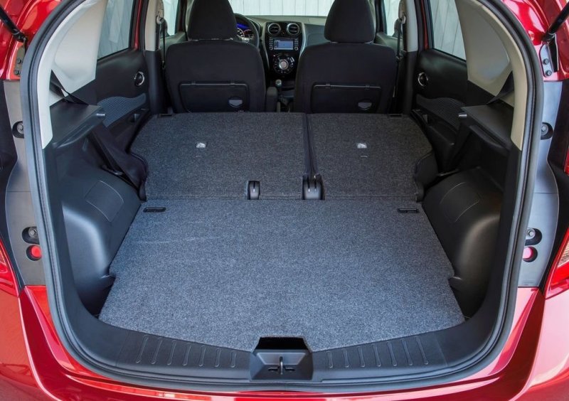 Максимальный объем – 1495 л