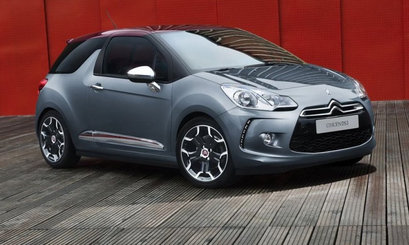 Для того, чтобы лишний раз подчеркнуть эксклюзивность автомобиля, Citroen предлагает семь готовых «сюжетов» для индивидуального исполнения DS3