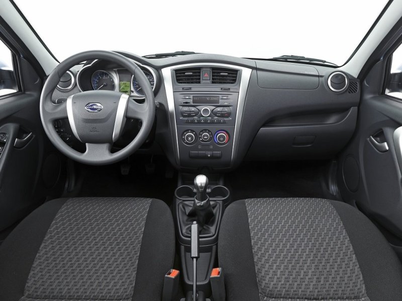 Интерьер значительно отличается от такового у «Лады».