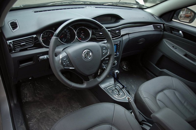 DongFeng DFM S30