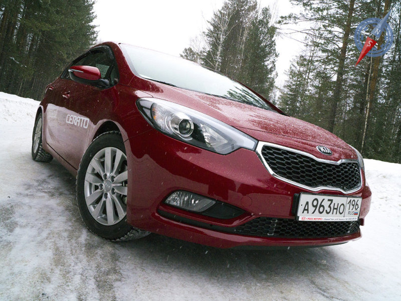 Особым элементом на общем фоне выделяются фары, создающие эмоциональный настрой