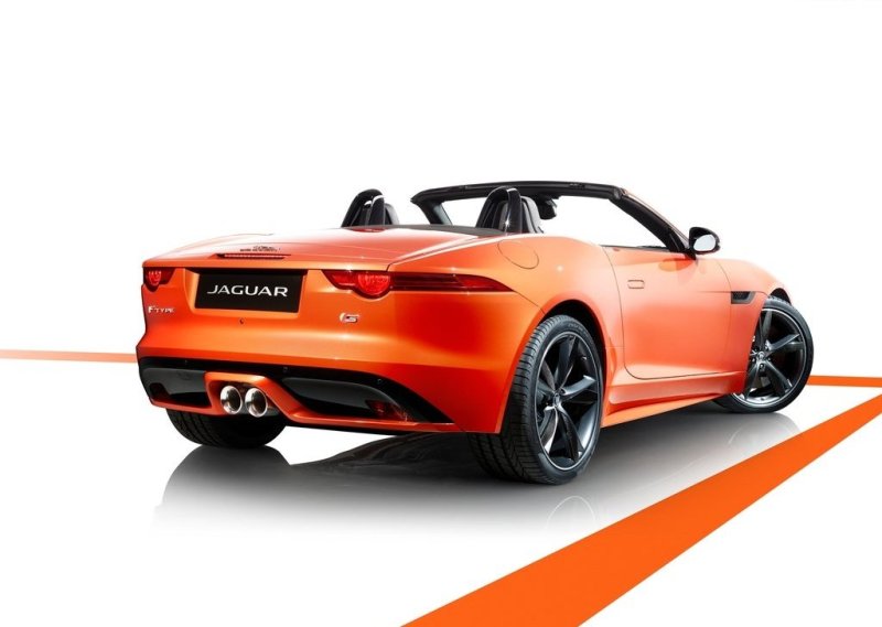 В качестве опции для F-Type доступна тормозная система Carbon Ceramic Matrix (CCM), которая характеризуется высокой производительностью, высокой прочностью и долговечностью