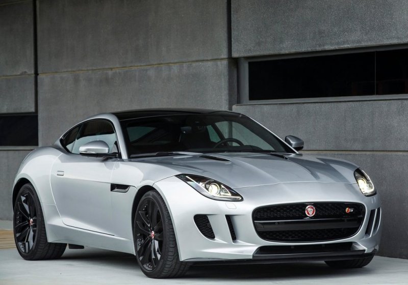 Дизайн модели F-Type воплощает уникальные конструкторские решения, впервые продемонстрированные на базе впечатляющего концепта Jaguar С-X16 – спортивного купе, представленного на автосалоне во Франкфурте в 2011 году