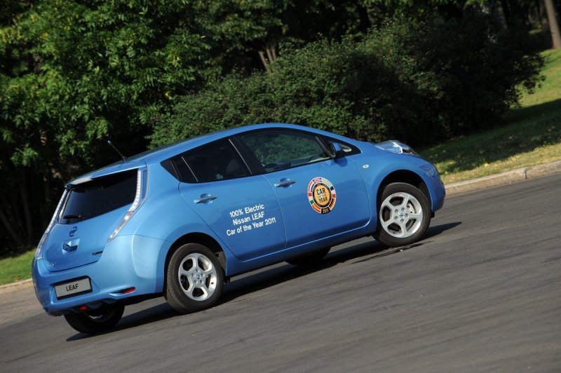 Спрос на Nissan Leaf довольно высок – в середине 2013 года компания Nissan преодолела планку в 70 000 реализованных электрокаров