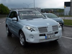 Обновленный Mercedes-Benz M-Class готовится к премьере