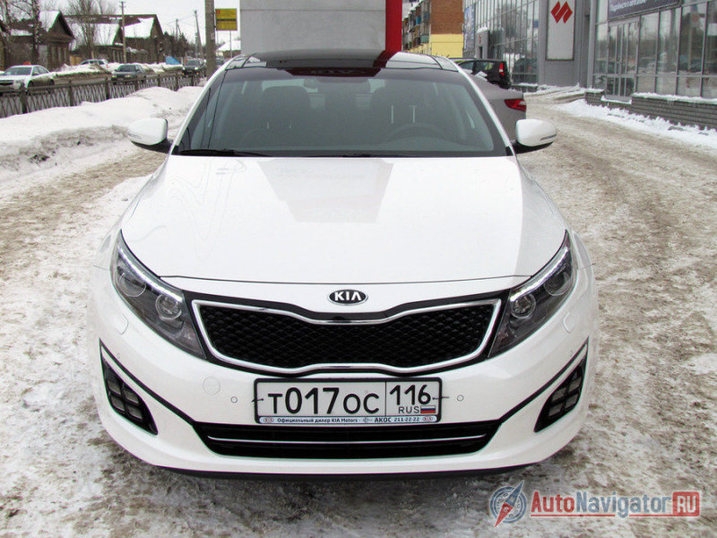 Наряду со стандартными изменениями в качестве опции появился спортивный пакет. Дооснащение им влияет исключительно на дизайн, без всякого вмешательства в техническую сущность автомобиля