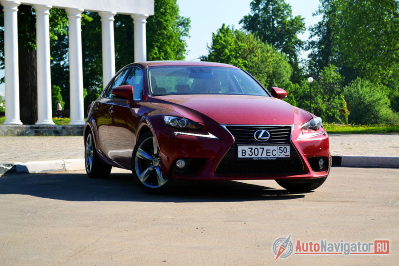 Lexus IS 250: Премиум по-японски
