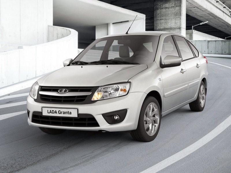 Lada Granta 5d: Пополнение в семействе