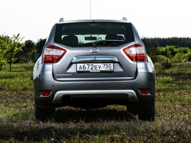 Корма стала симпатичнее за счет новых фонарей