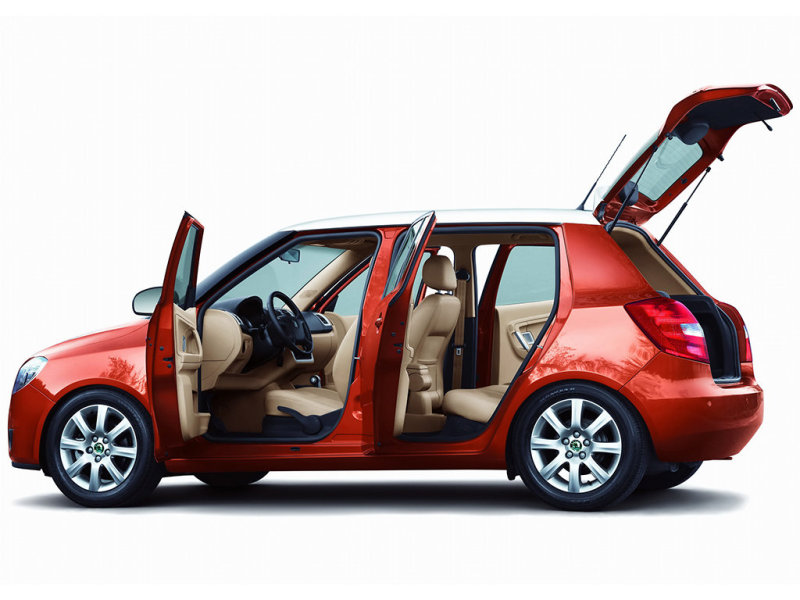 Одна из часто встречаемых проблем Fabia – это заедание концевиков дверей, сбивающее с толку бортовой компьютер